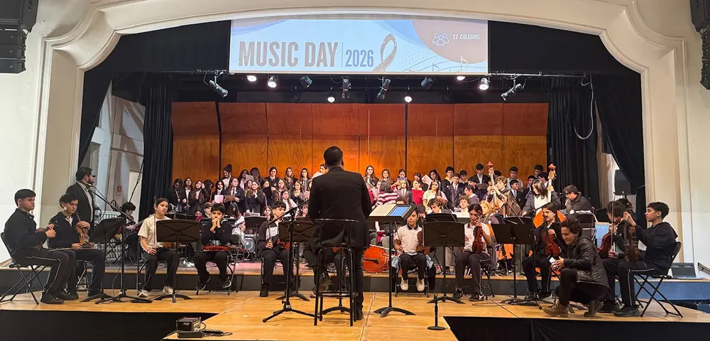 Music Day Portada